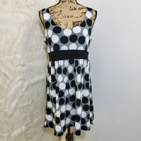 Rue21 Dresses & Skirts - 🔥 DONATING SOON Rue 21 polka dot dress